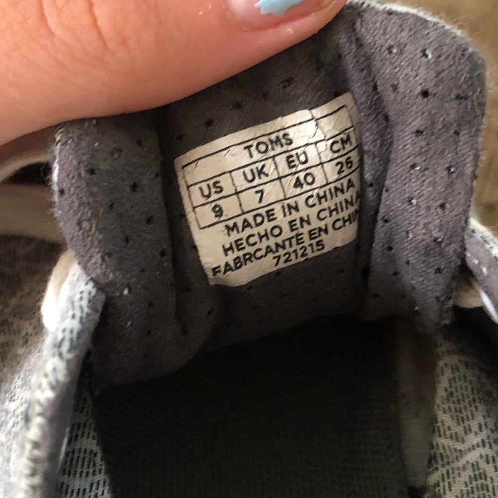 Tom Sneakers - Picture 3 of 8